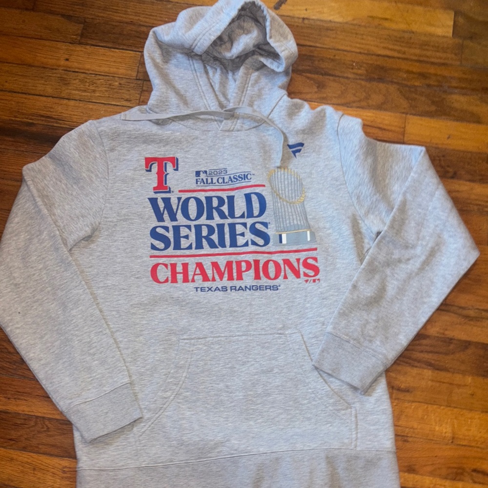 Fanatics Gray Hoodie